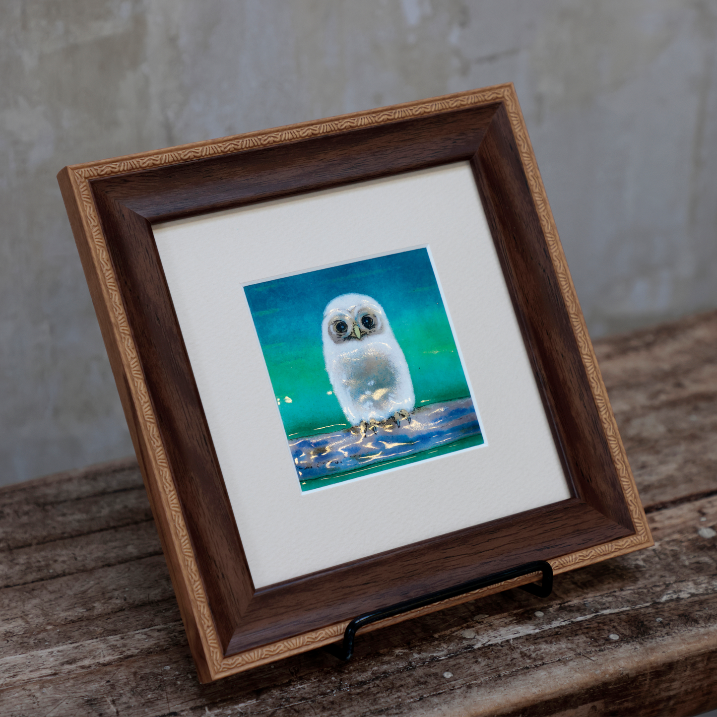 つぶらな瞳のフクロウ(緑)