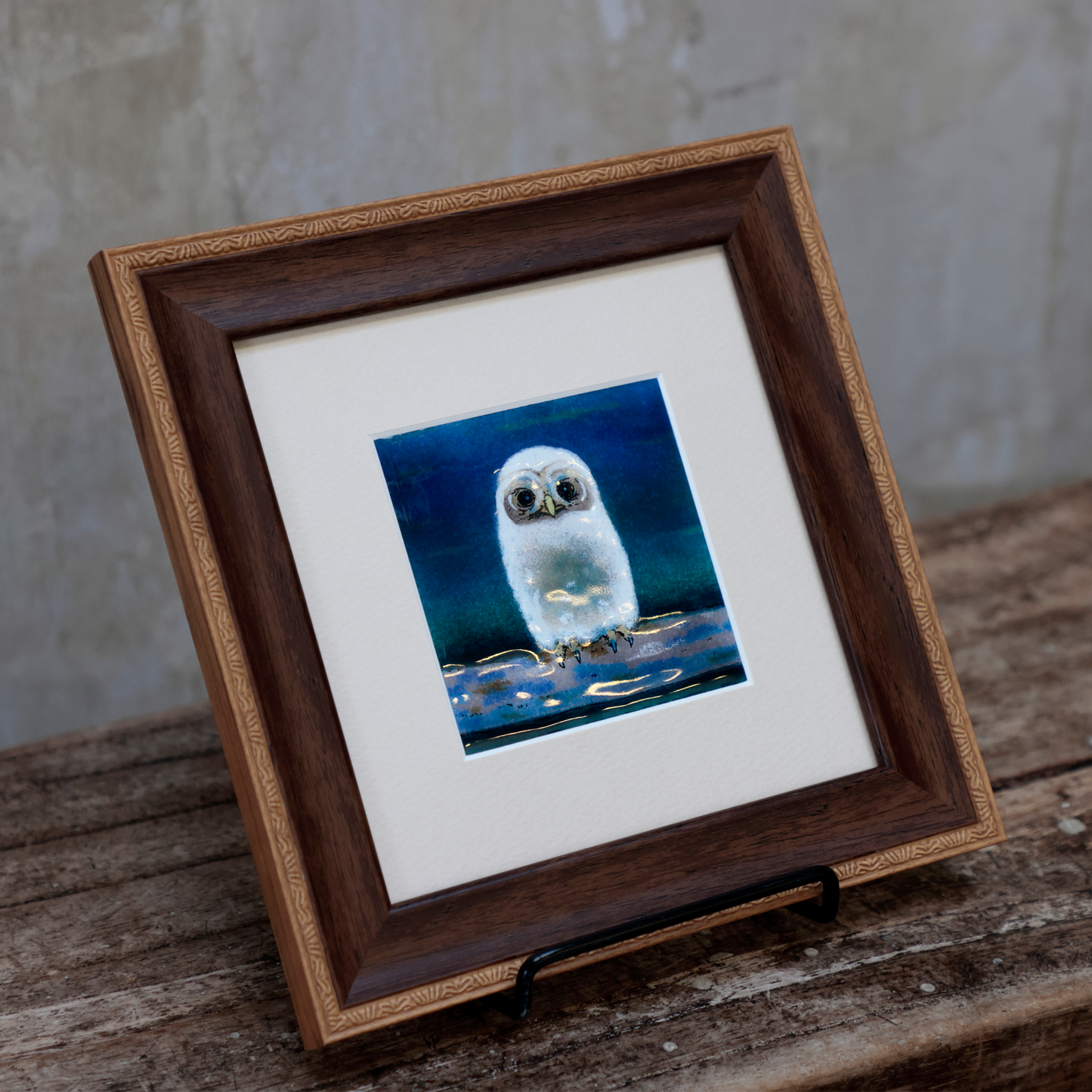 つぶらな瞳のフクロウ(青)
